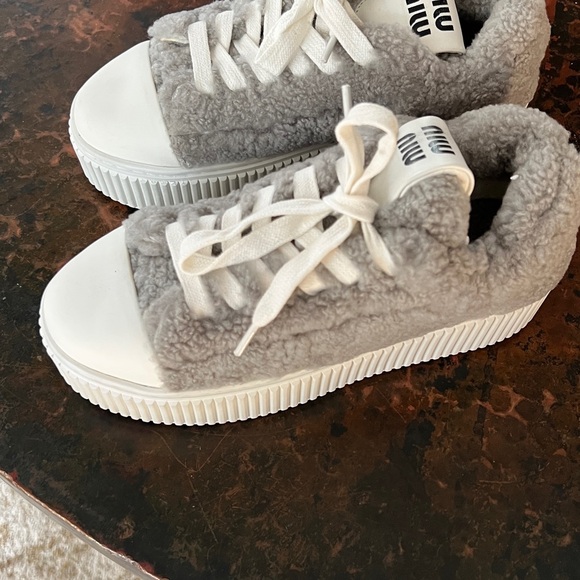 Gray and White Fuzzy Sneakers - Picture 1 of 4